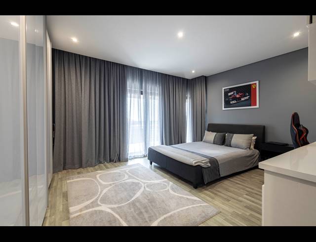 5 BEDROOM HOUSE FOR SALE IN IZINGA